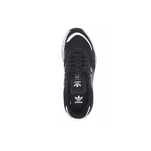 Athletic_Shoes
